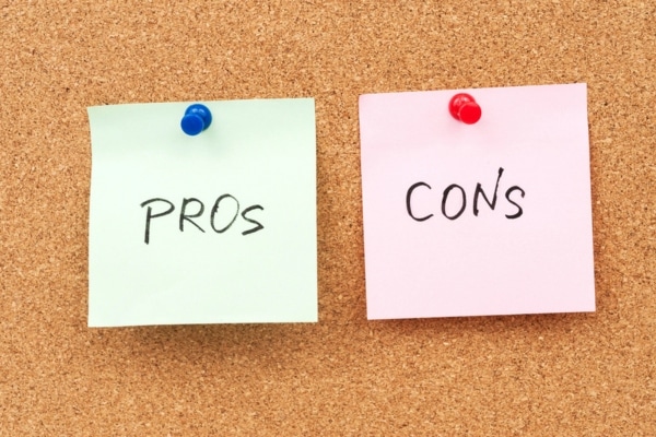 pros and cons on sticky notes depicting heating systems